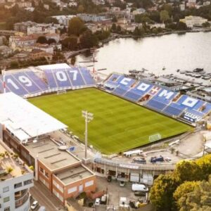 主頁 20 科莫門票